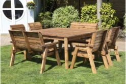 Eight Seater Deluxe Table Set